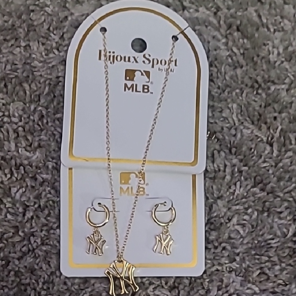 MLB Gold and Silver NY Earrings